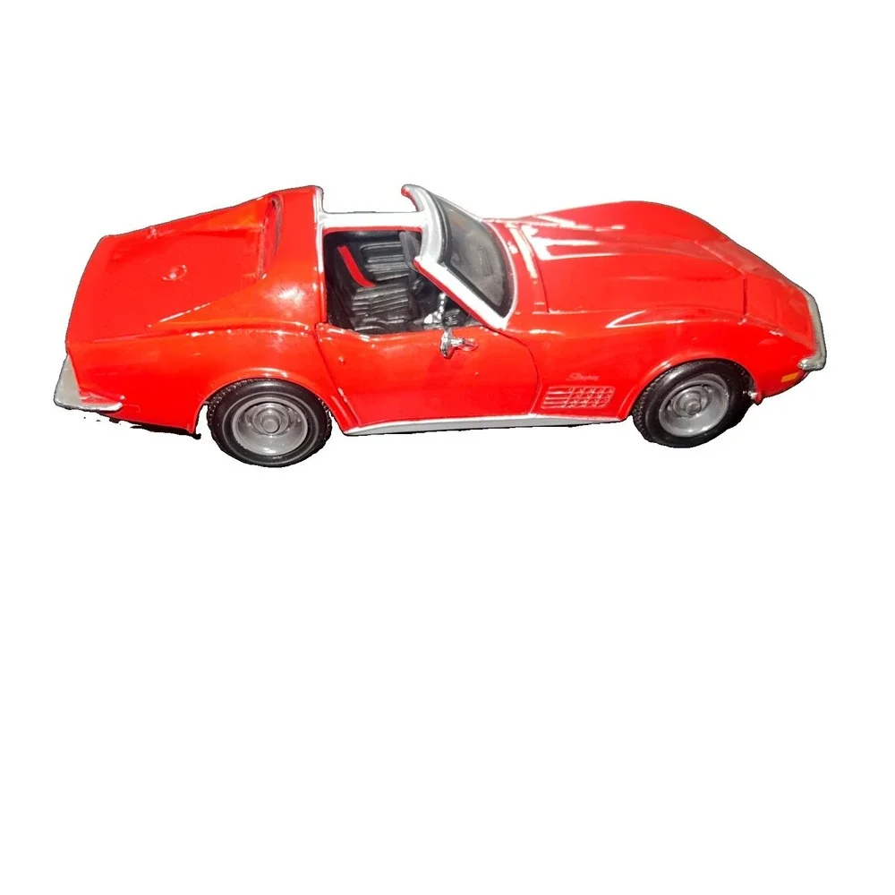 3N29/ -1970 CHEVY CORVETTE T-TOP 1/24 DIECAST CAR SHOWCASTS 37202/2